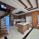 ویلای استخر دار نما رومی در نور