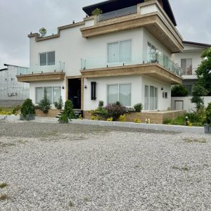 ویلای تریبلکس مبله نمامدرن روف دار