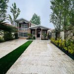 ویلای نیم پیلوت در جاده دریا