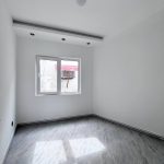 ویلا نقلی همکف نمامدرن بین چمستان و نور
