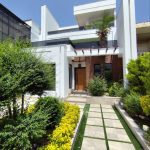 ویلای تریبلکس نمامدرن استخر دار لاکچری