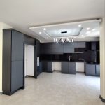 ویلای تریبلکس نمامدرن استخر دار لاکچری
