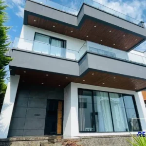 ویلای جنگلی مبله با مدارک کامل