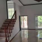ویلای جنگلی نیم پیلوت سند‌دار
