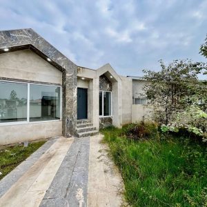 ویلای نوساز ارزان در نزدیکی دریاچه