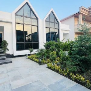 دو دستگاه ویلای جنگلی نمامدرن شیک