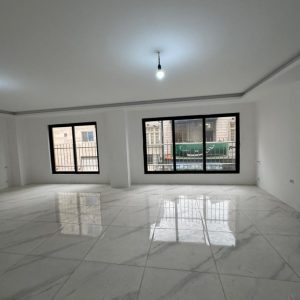آپارتمان نوساز در خیابان امام رضا