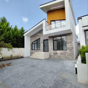 ویلای نیم پیلوت نوساز بسیار شیک