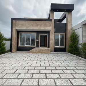 ویلای استخردار دوبلکس با روفگاردن