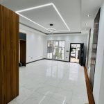 ویلای شهرکی نمامدرن استخر داخلی