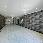 ویلای نیم پیلوت داخل بافت در کلوده