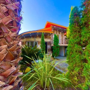 ویلای جنگلی لاکچری زیبا