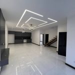 ویلای جنگلی با جکوزی لوکس