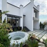 ویلای جنگلی با جکوزی لوکس