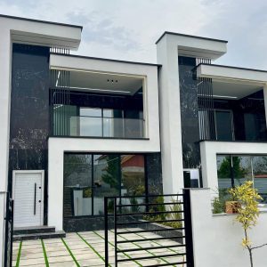 دو دستگاه ویلا جنگلی دوبلکس