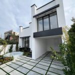 ویلای جنگلی با جکوزی لوکس