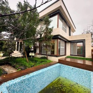 ویلای جنگلی استخردار لاکچری زیبا