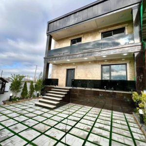ویلای جنگلی روفگاردن لاکچری زیبا