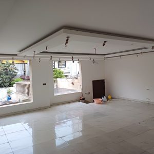خانه ویلایی با تجاری در خیابان نور